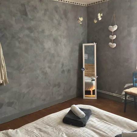 Bed & Breakfast Minoterie De Vars
